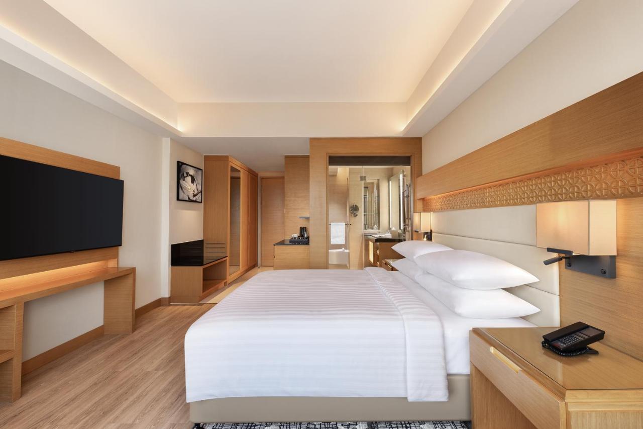 Courtyard By Marriott Shillong Hotel Екстериор снимка