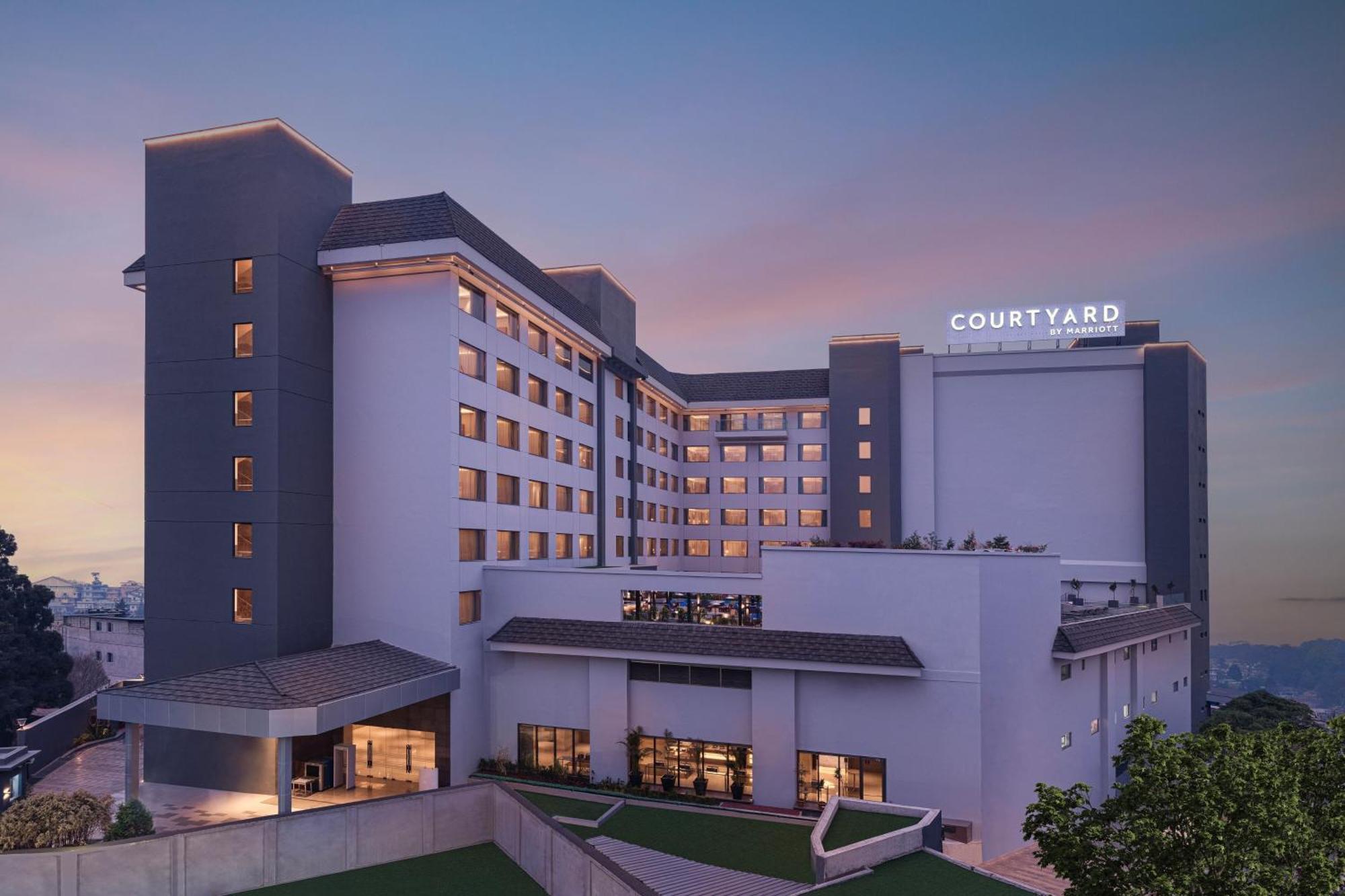 Courtyard By Marriott Shillong Hotel Екстериор снимка