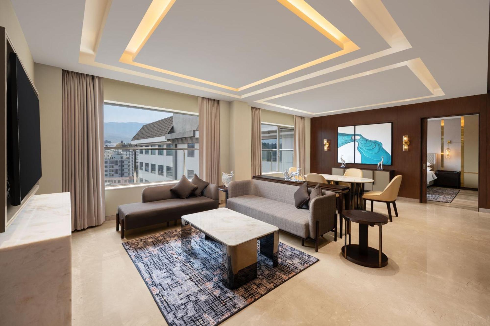 Courtyard By Marriott Shillong Hotel Екстериор снимка